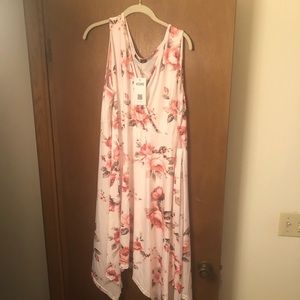 NWT Beautiful Floral Wrap Dress Sz 3X